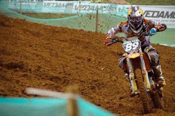 开云体育在线-2026世界杯焦点战，莱比锡红牛制霸尼日利亚，青春风暴席卷绿茵