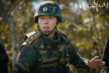 开云体育官网-布雷默双响定乾坤，比利亚雷亚尔关键战突围奏凯