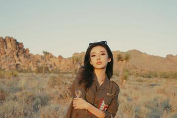 开云体育官方网站-羽翼之下，当老鹰的利爪撕裂赛场，世界的穹顶被一人接管