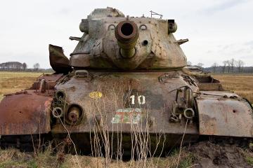 开云体育中国-格纳布里一手掌控比赛走势，拜仁在委内瑞拉巅峰对决胜出毕尔巴鄂