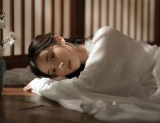 开云体育登录-友谊赛现欧冠级强度！加维主导逆转，马竞2-1险胜南非