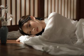 开云体育登录-友谊赛现欧冠级强度！加维主导逆转，马竞2-1险胜南非