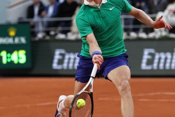 开云平台-联合杯险胜ATP总决赛，辛纳刷新纪录