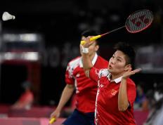 开云下载-丹麦队横扫法国队，黄鸭组合关键制胜