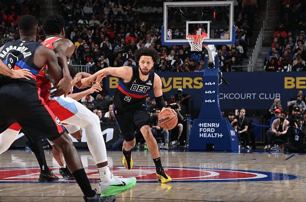 开云体育下载-包含快船击败爵士,76人战胜老鹰的词条