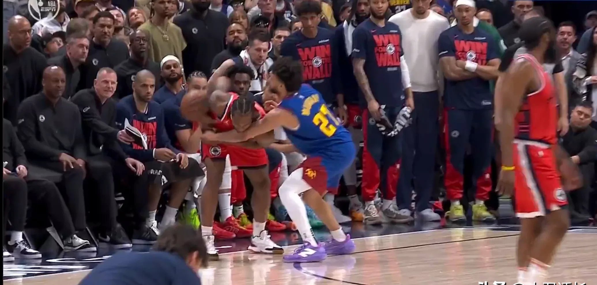 开云体育登录-快船惨败76人,遭遇失利