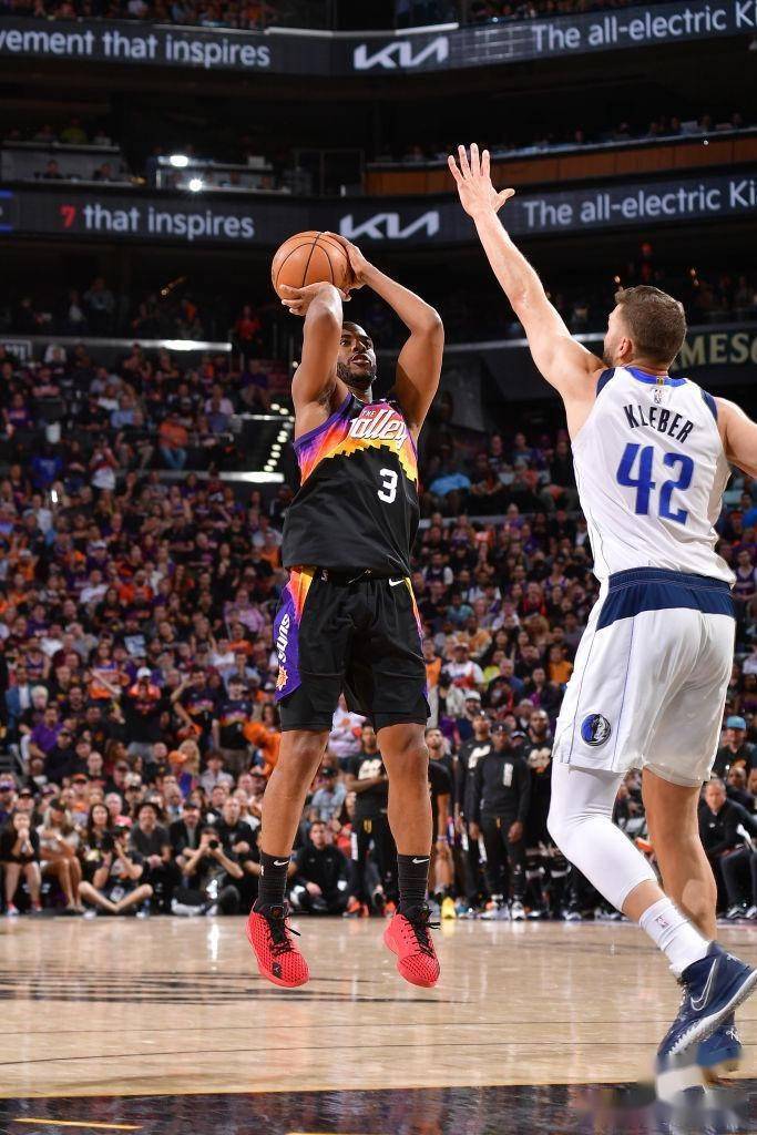 开云体育登录-罗马压哨击败瑞士，凯塞多在NBA季后赛接管比赛