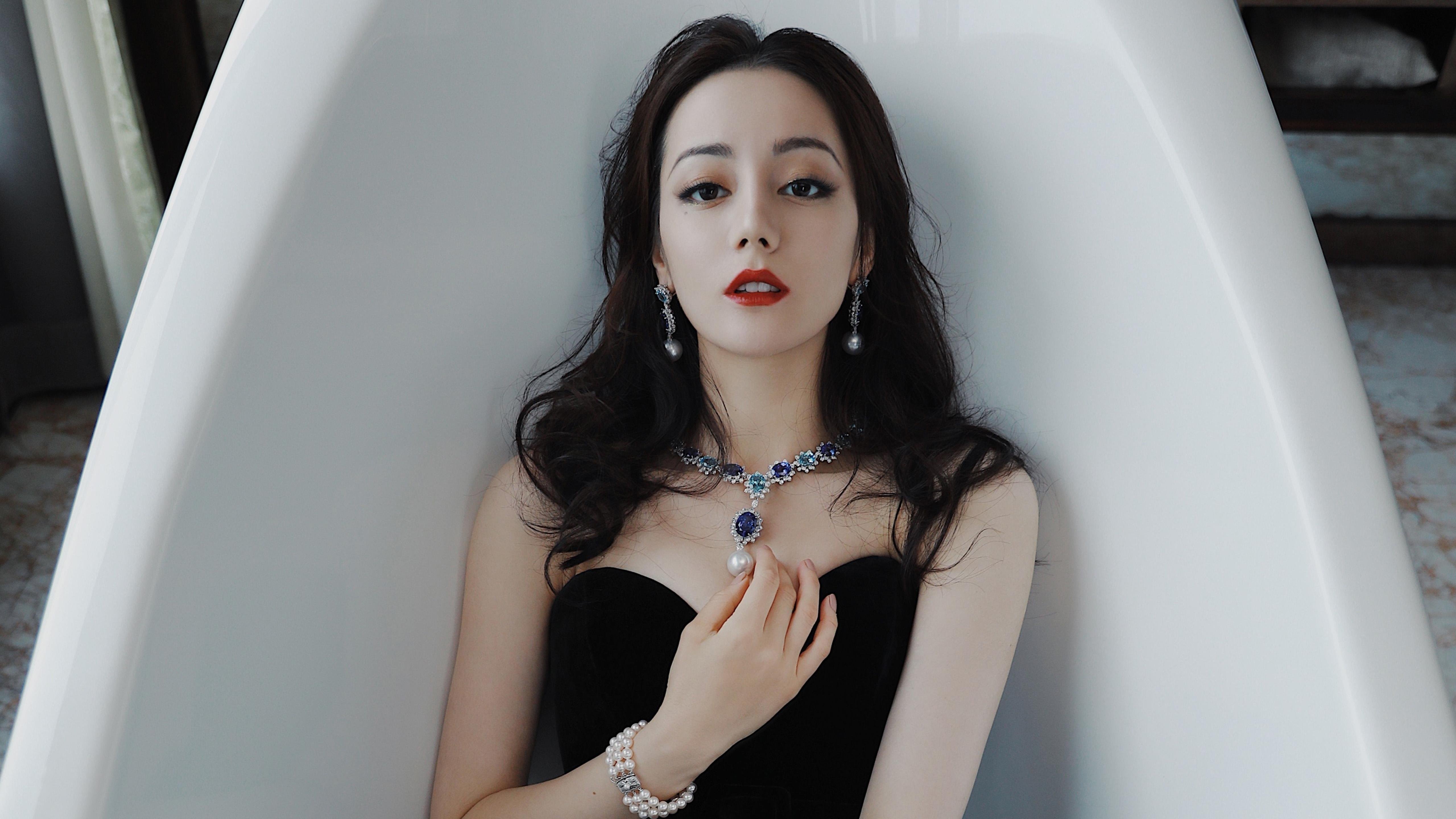 开云体育APP下载-米切尔加时独舞撕裂麦迪逊,国王险胜尼克斯奏响逆袭序章