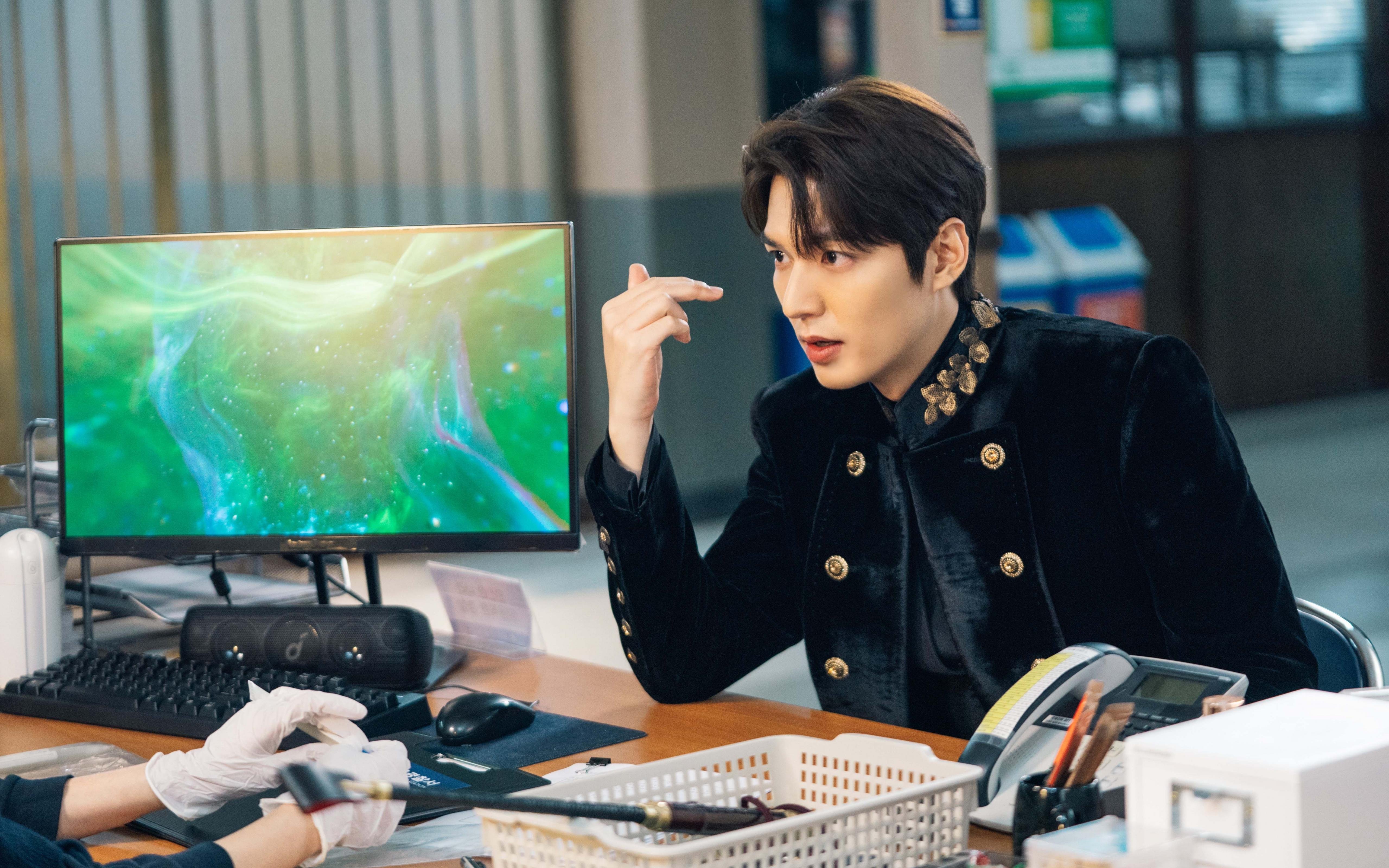 开云体育官网-当欧冠战鼓擂响，广厦用篮球终结了辽宁的足球王朝